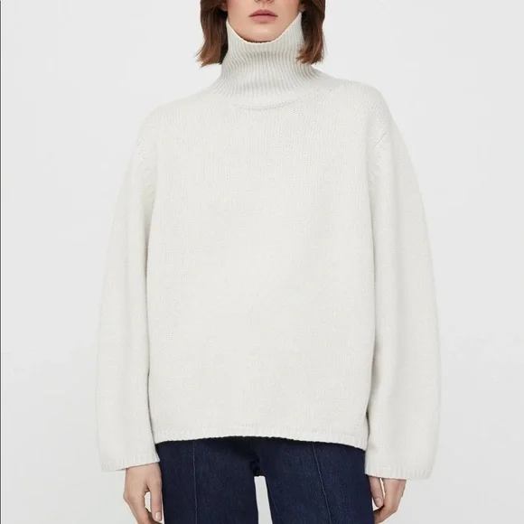 Toteme brand new white wool cashmere sweater - Picture 5 of 12